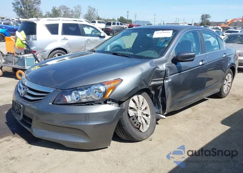 2012 Honda Accord 2.4 Lx z USA, uszkodzony, nr VIN 1HGCP2F35CA132113